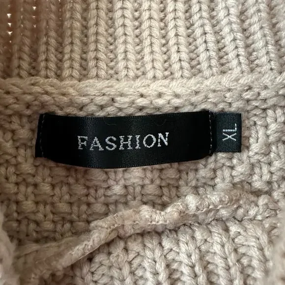 “FASHION” XL Pink, White, and Gray Knit Turtleneck Sweater - Picture 7 of 9